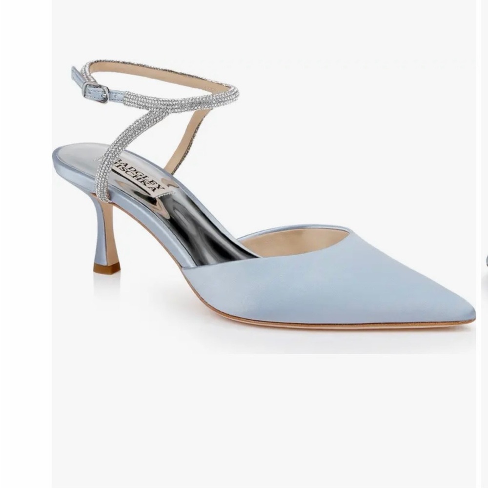 Badgley Mischka Autumn Pointed Toe Ankle Strap Pump in Az Blu Sat Size 7.5 NWOB